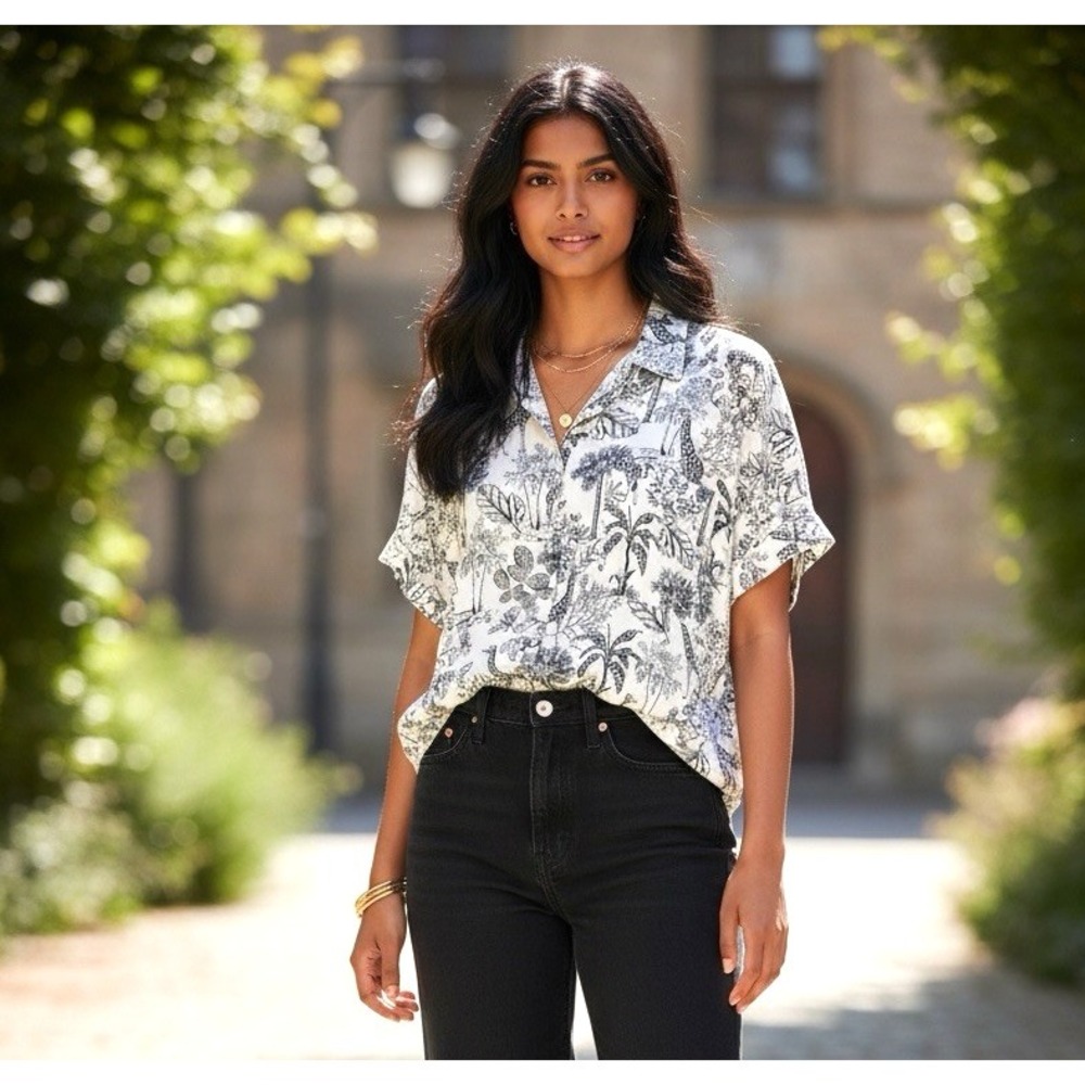 New‎ Jane + Delancey XL White Black Giraffe Africa Button Up Short Sleeve Shirt
